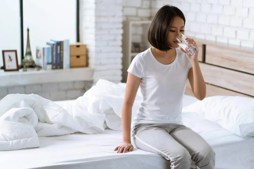 chăm sóc người lớn bị tiêu chảy - Image 3