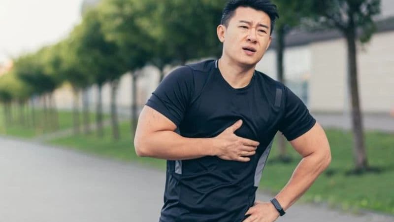 đau tức ngực khi vận động - Image 4