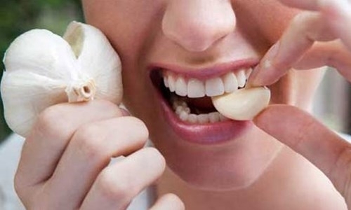 mẹo chữa hóc xương gà