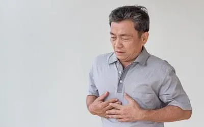 trào ngược dạ dày ở người lớn tuổi